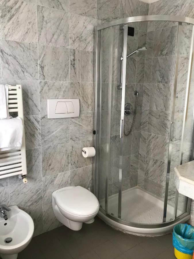 Hotel Adler アラッシオ エクステリア 写真